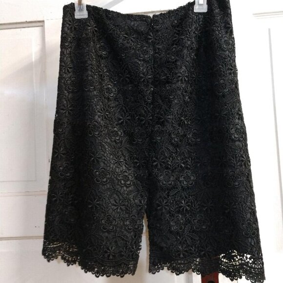 Black Lace Mini Apt. 9 Size 6 - Picture 8 of 9